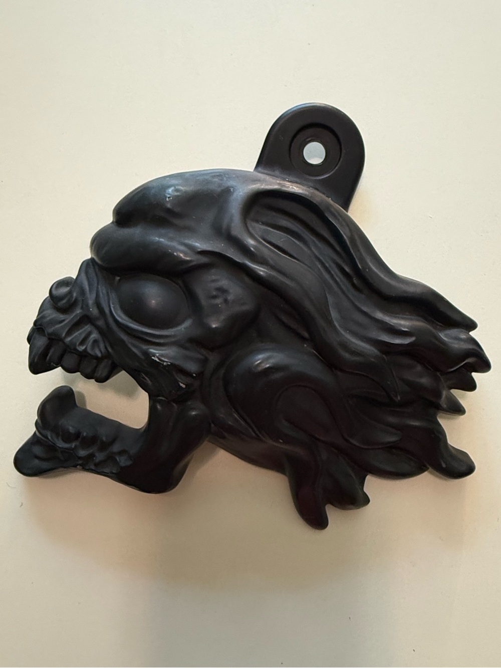 Black Harley black flaming skull horn trim horn cover